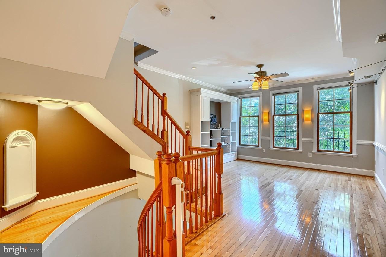 706 South Bond Street - Photo 4 of 38