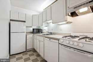 4515 Willard Ave Apt 1120 #1120S - Photo 1 of 1