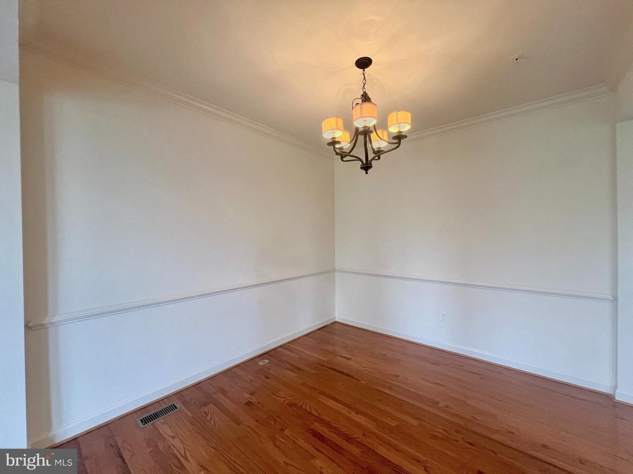 12919 Benton Park Cir - Photo 5 of 18