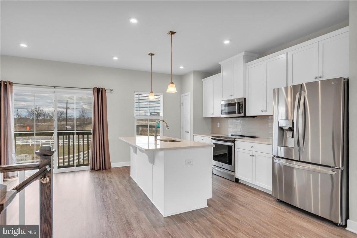 83 Kohlmyer Dr - Photo 3 of 21