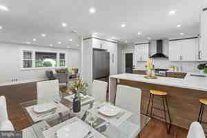 featured image of 6 Ryan Rd