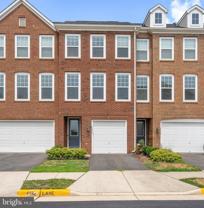 42298 Lancaster Woods Sq - Photo 1 of 1