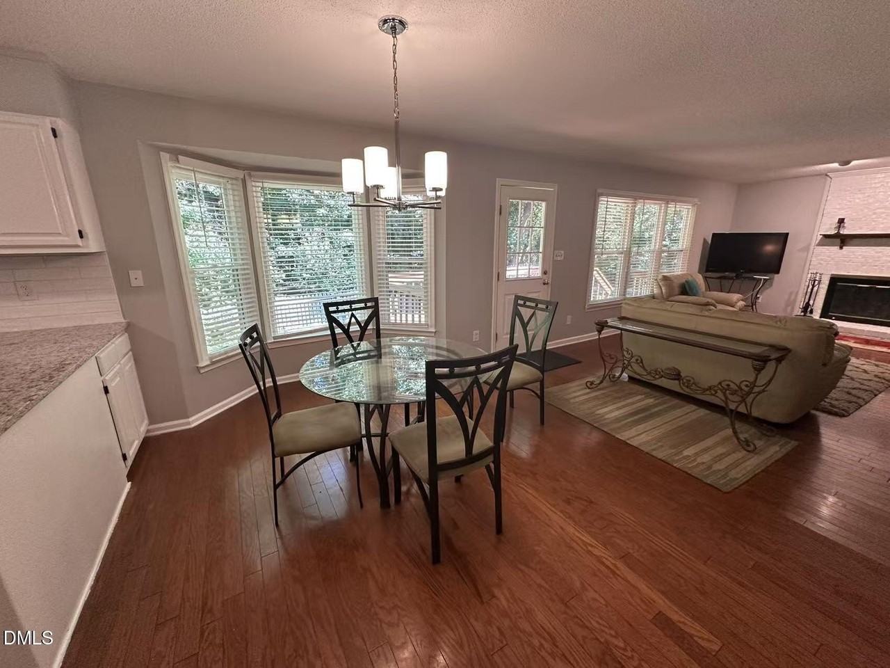 4616 Holly Brook Dr - Photo 5 of 32