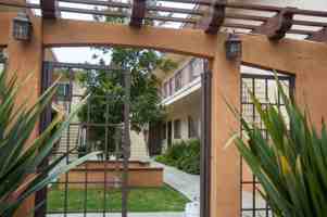 featured image of 11915 Courtleigh Drive #9