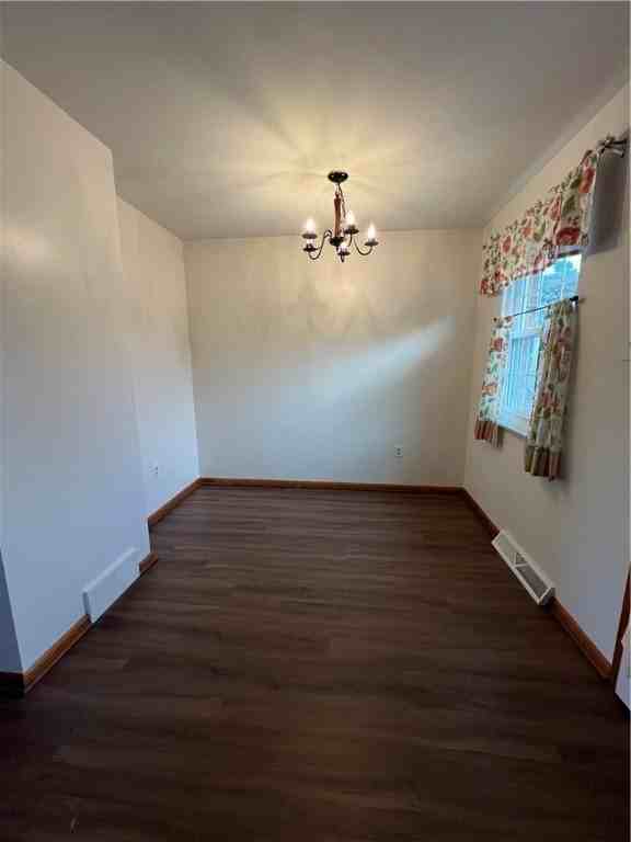 1701 4th Ave - Photo 3 of 8