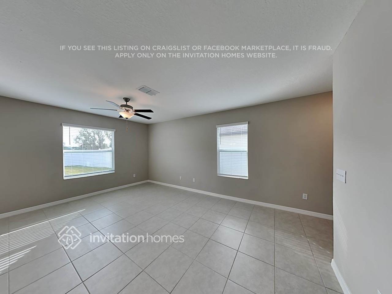 10355 Blue Plume Ct - Photo 5 of 19