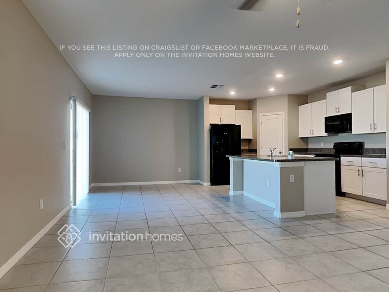 15614 Greenleaf Bay St - Photo 5 of 18