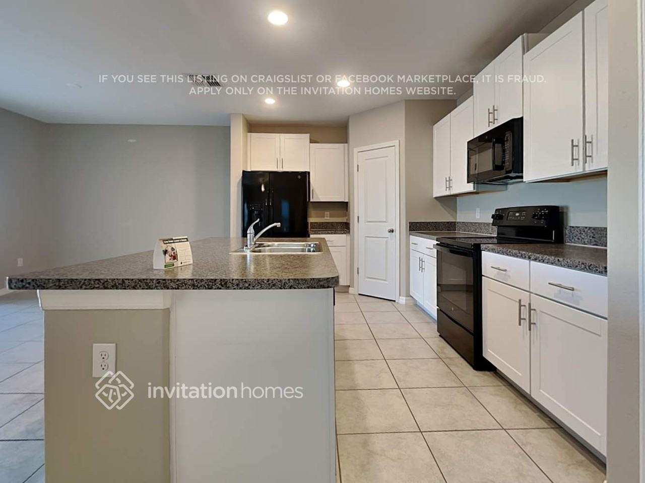 15614 Greenleaf Bay St - Photo 6 of 18