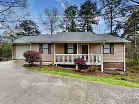 148 Oakland Cir - Photo 1 of 1
