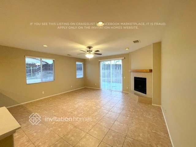31775 Abrazo St - Photo 3 of 13