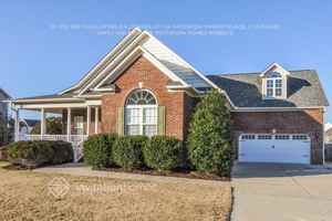 featured image of 111 River Knoll Dr