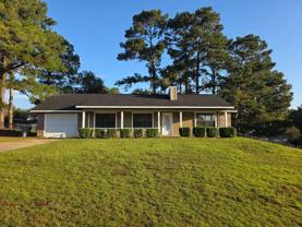 140 Elizabeth Dr - Photo 1 of 1
