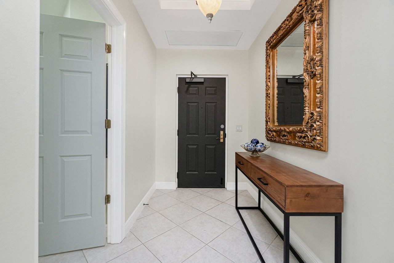 3313 Sunset Key Cir #701 - Photo 3 of 50