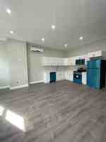 featured image of 121 N Lake Ave