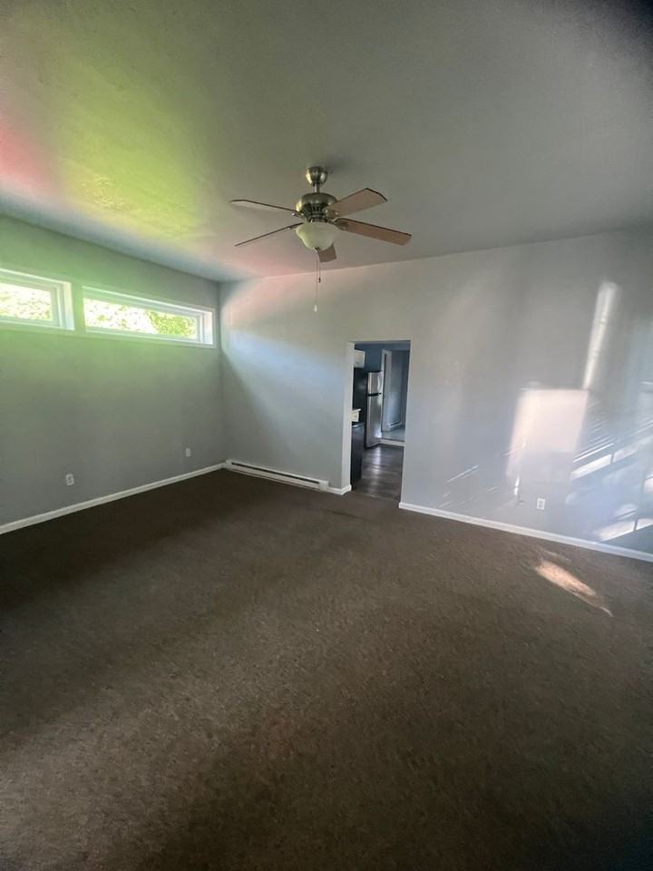 340 E 3rd St - Photo 5 of 12