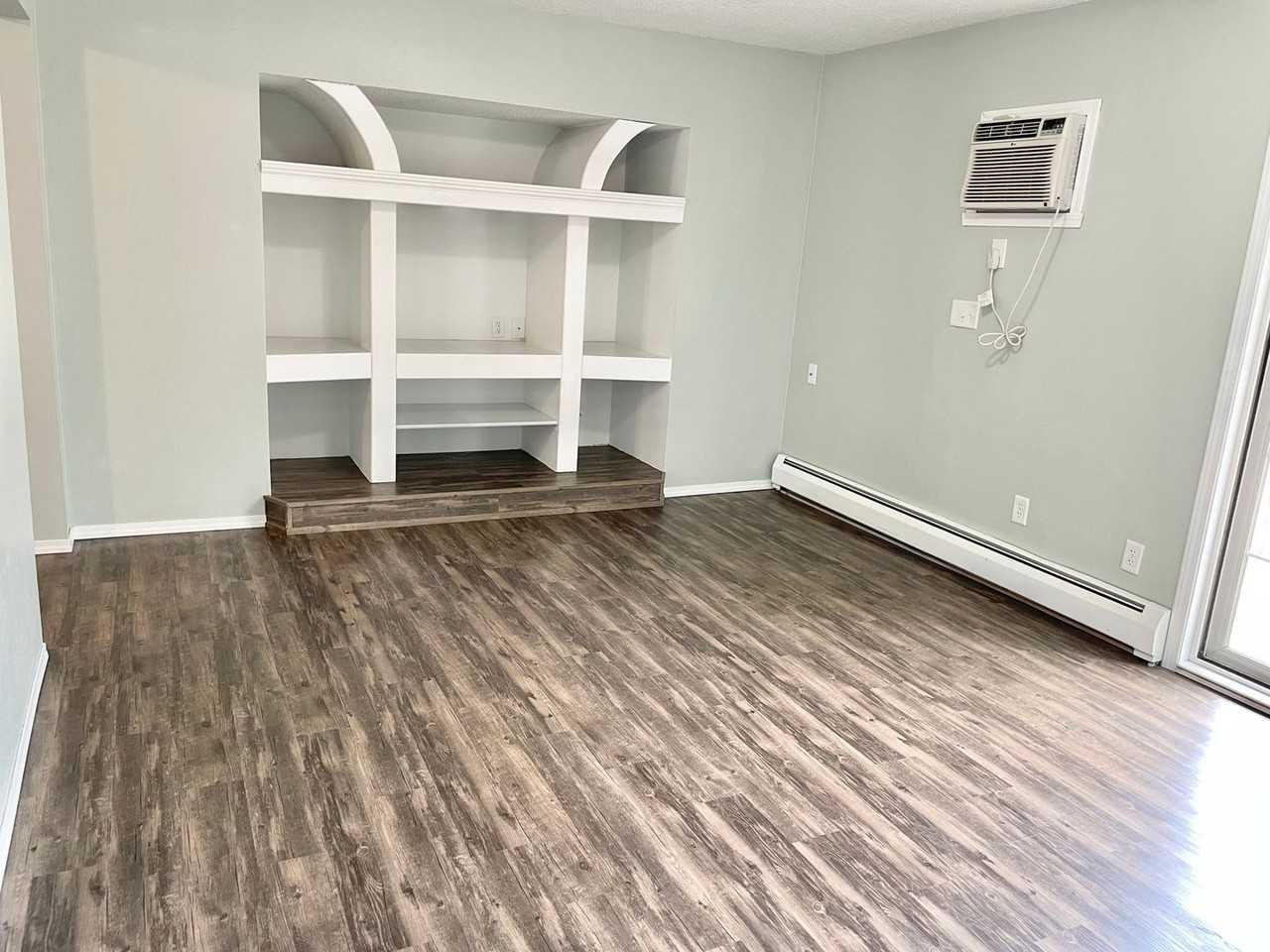 1315 14th St S - Photo 2 of 17