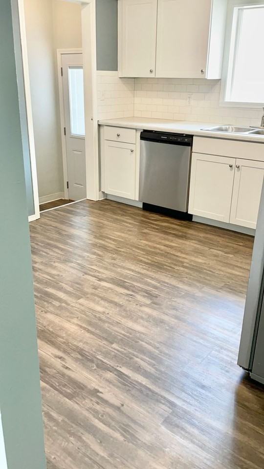 1315 14th St S - Photo 4 of 17
