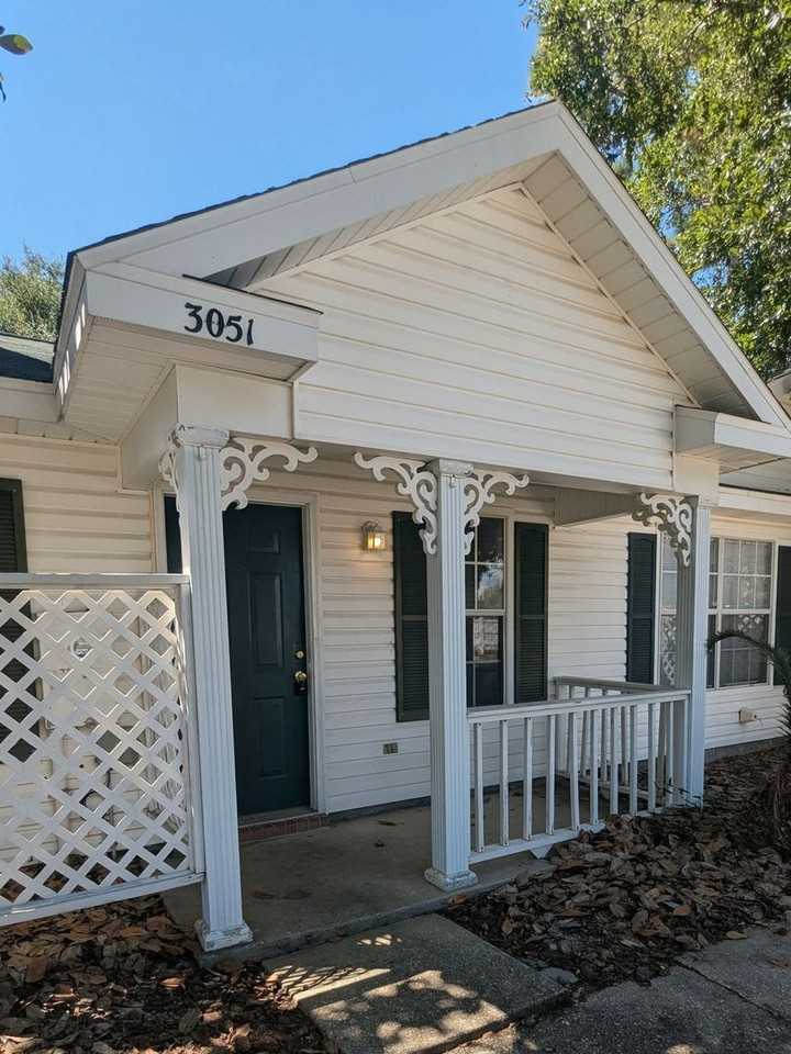 3051 Brigantine Dr - Photo 4 of 13