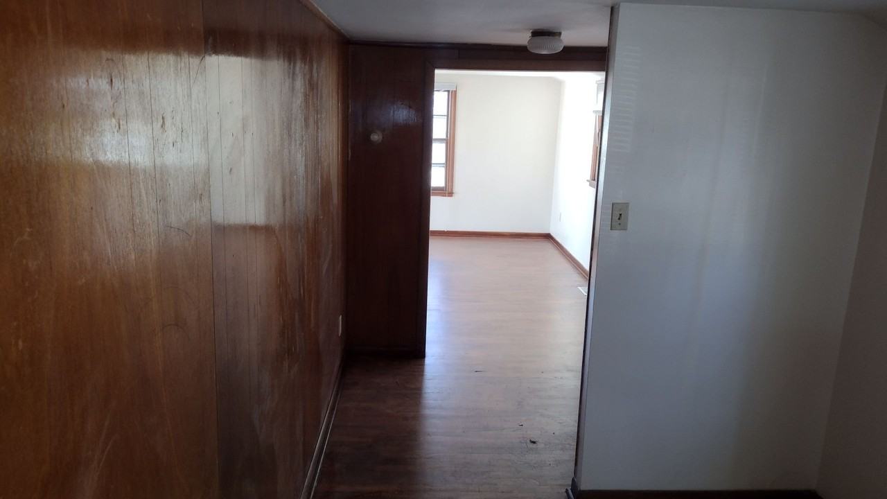 502 Pine St - Photo 7 of 19