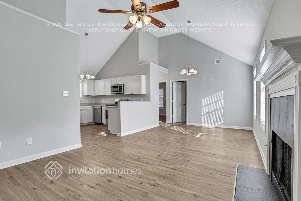 1092 Abington Ct - Photo 7 of 23