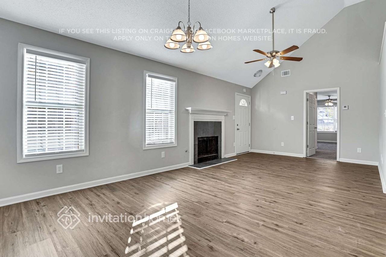 1092 Abington Ct - Photo 6 of 23