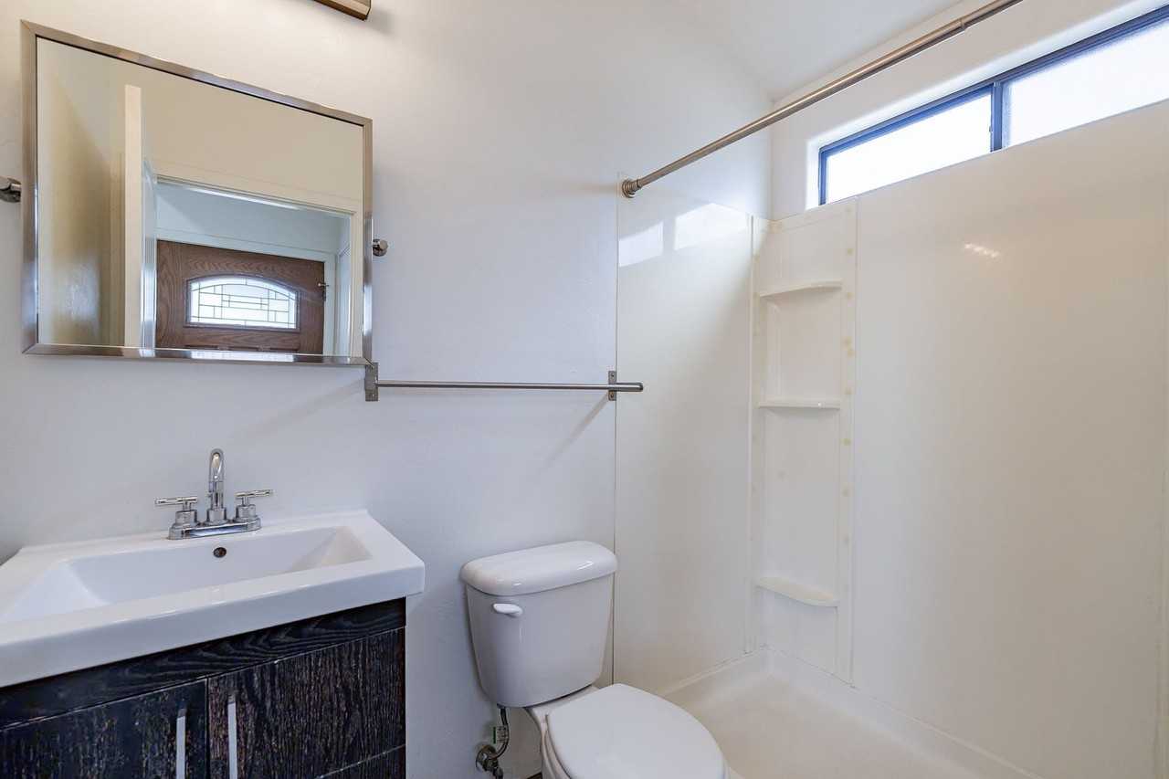 1632 N. Santa Rita Ave. - Photo 7 of 24