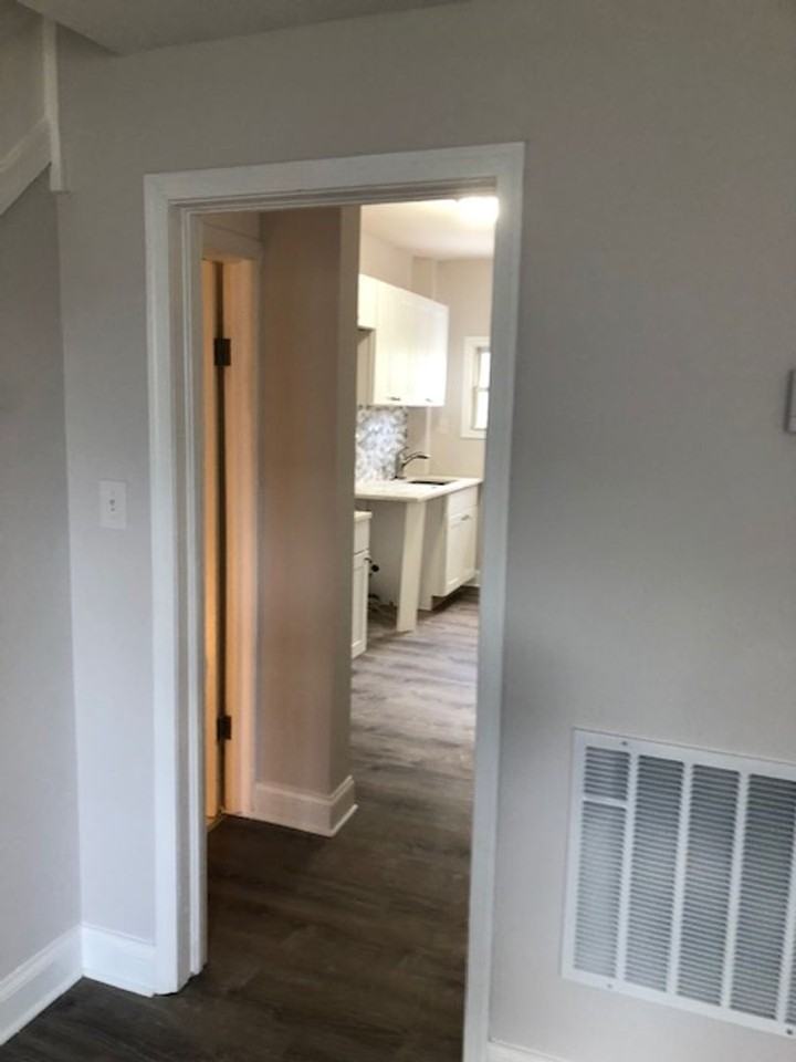 3735 Oakmont Ave - Photo 7 of 25