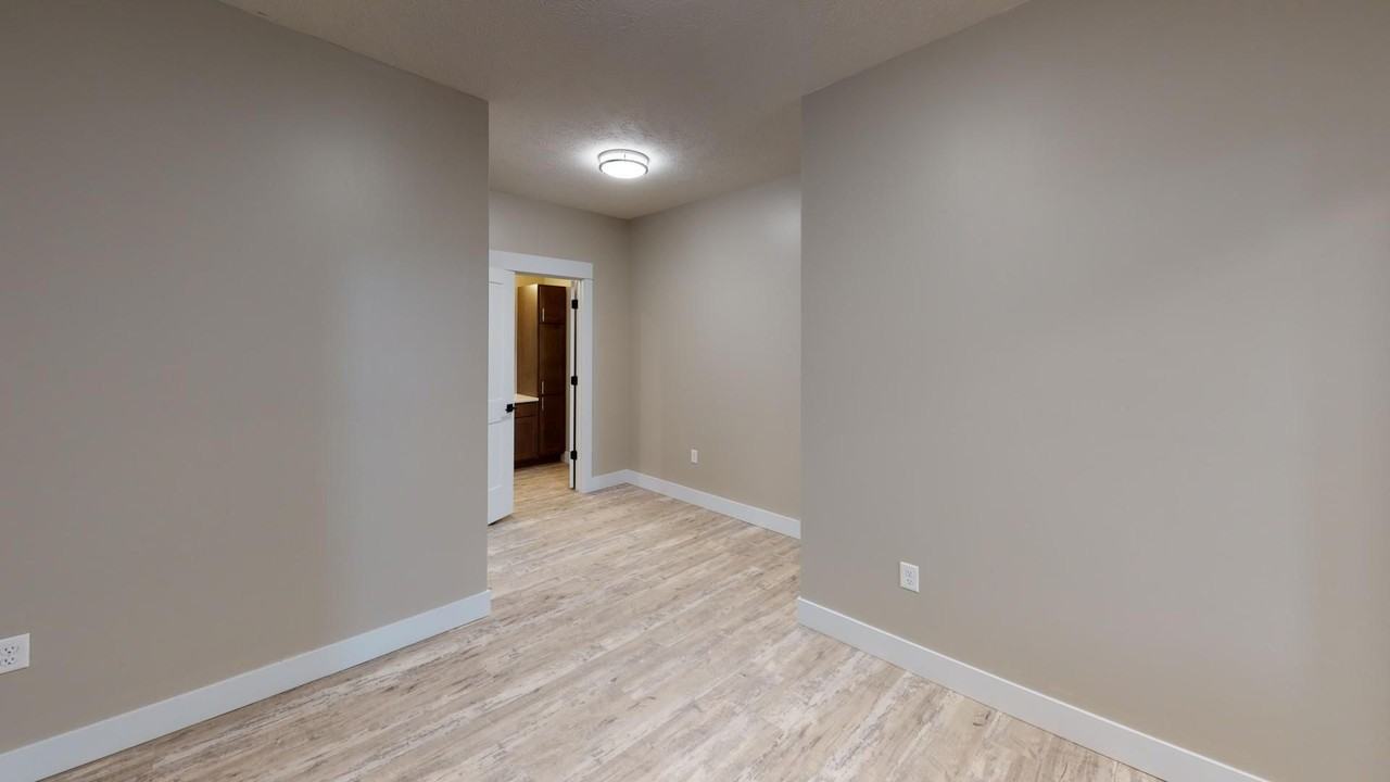 Element 30 Apartments - Photo 7 of 32