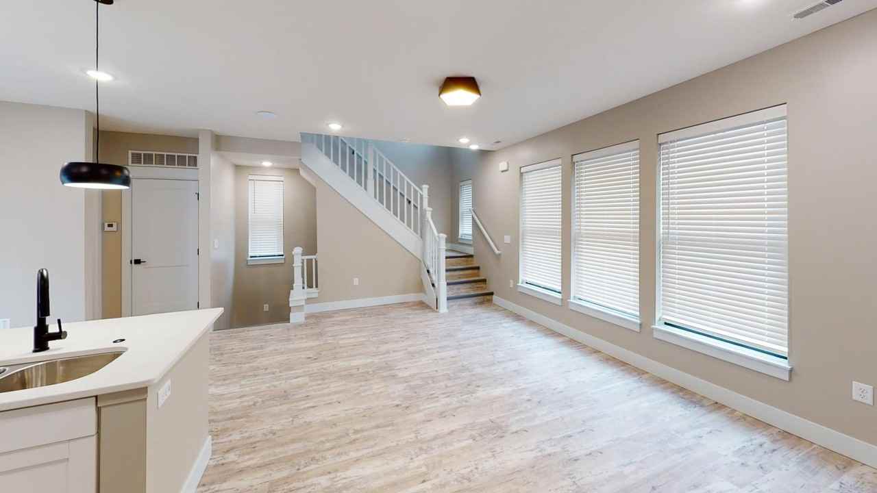 Element 30 Apartments - Photo 2 of 37