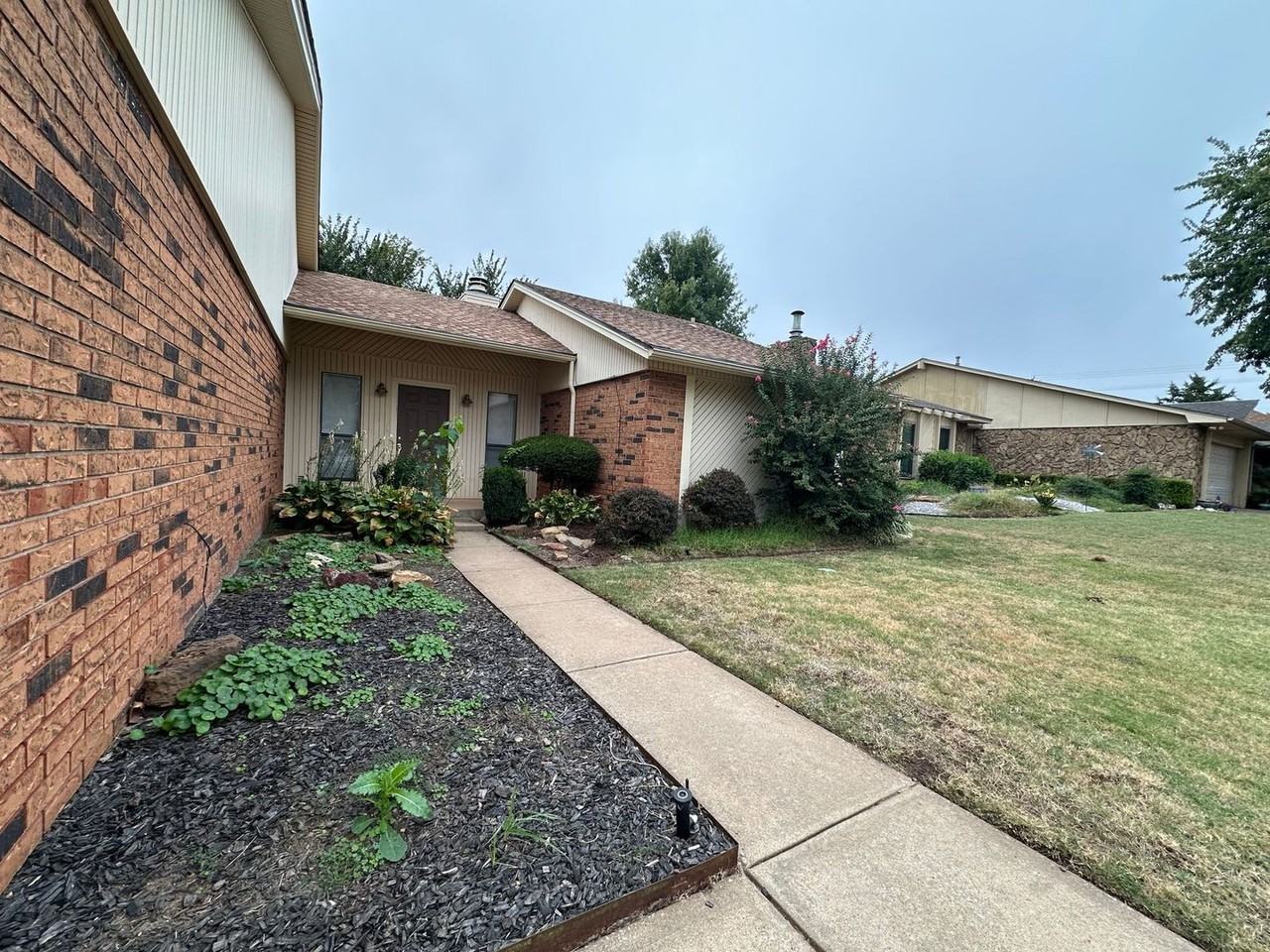 13613 Pin Oak - Photo 2 of 50