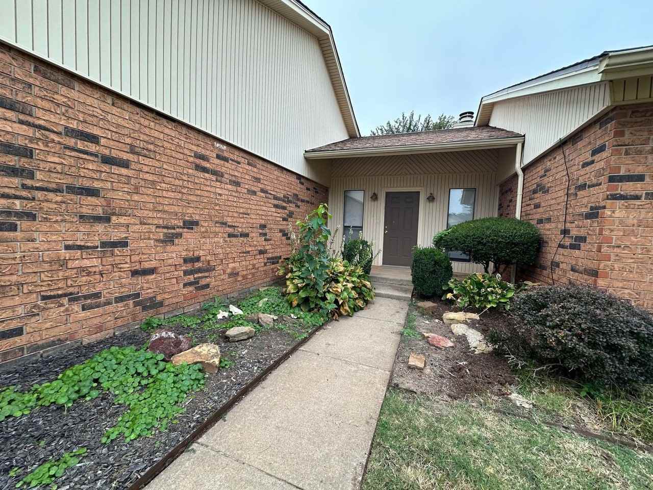 13613 Pin Oak - Photo 3 of 50