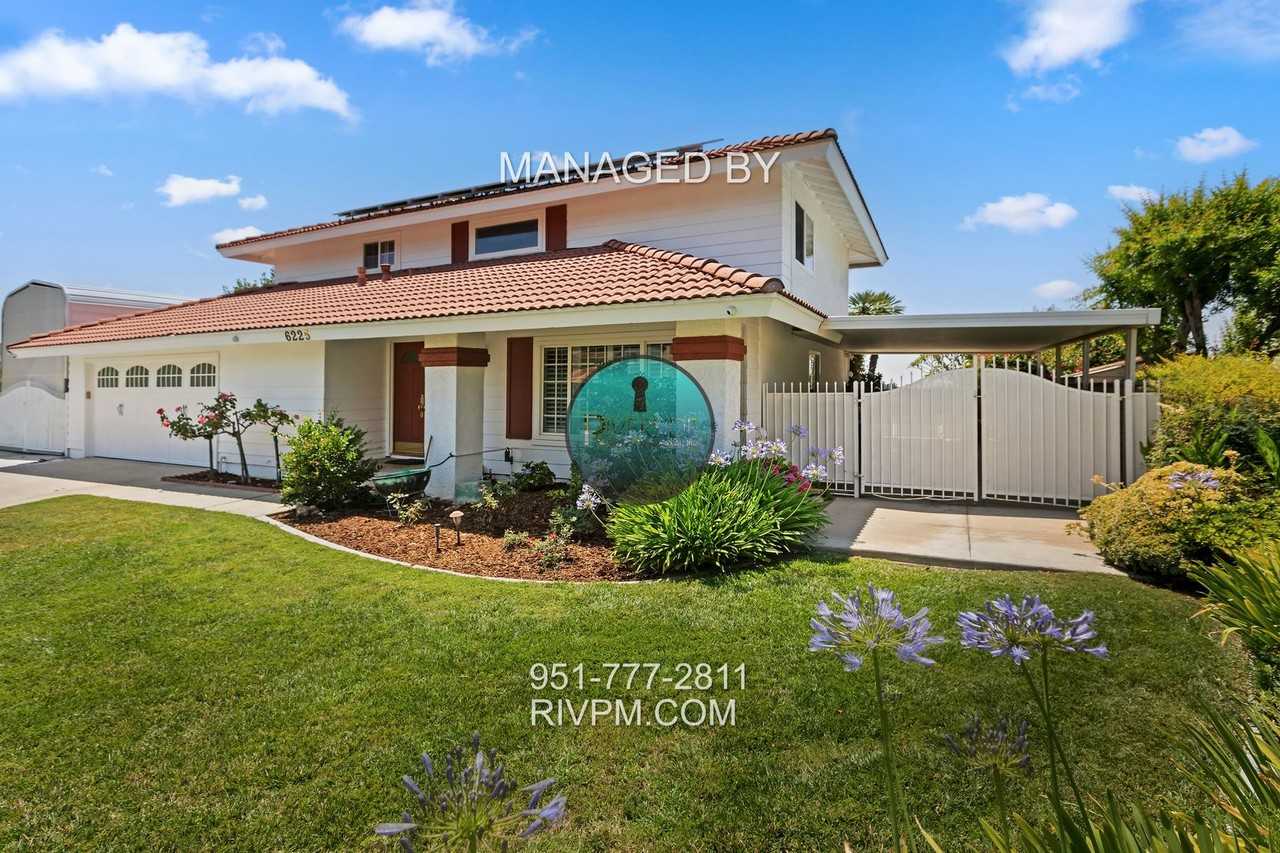 6225 Promontory Lane - Photo 3 of 25