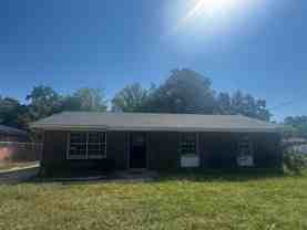 4709 S Court St - Photo 1 of 1