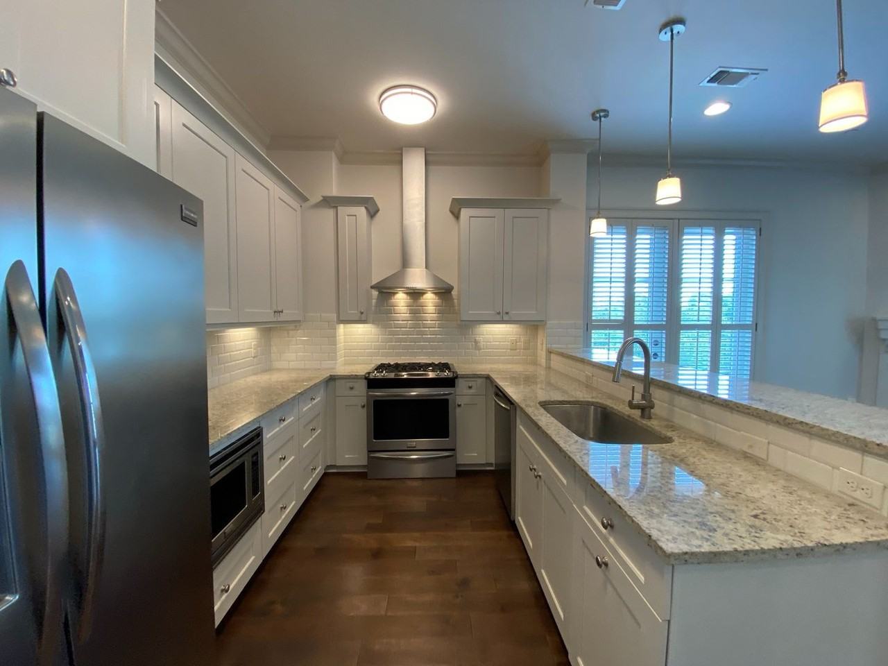 8201 Village Plaza Ct #3D - Photo 4 of 36