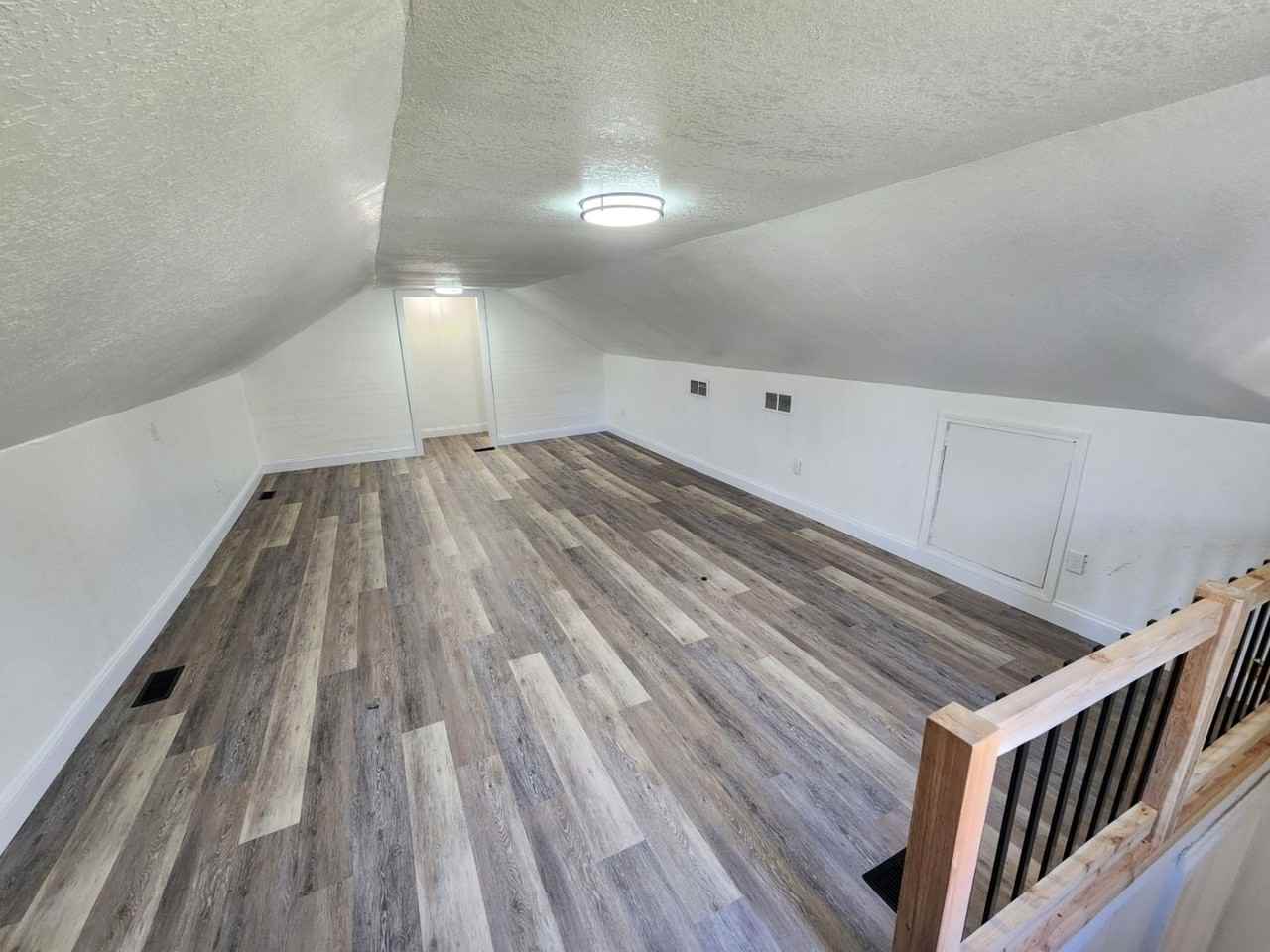 613 N West St - Photo 4 of 7