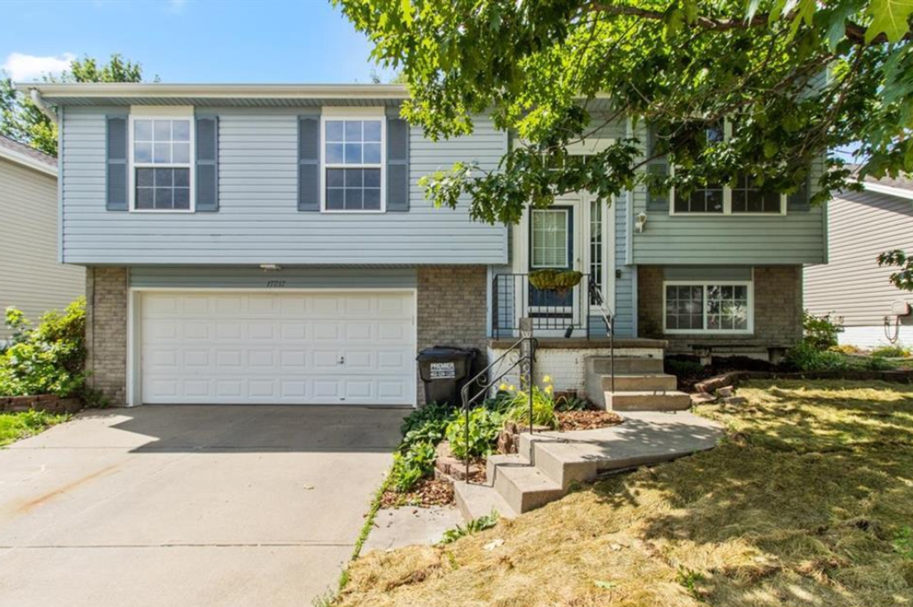 17737 Edna Street - Photo 2 of 26