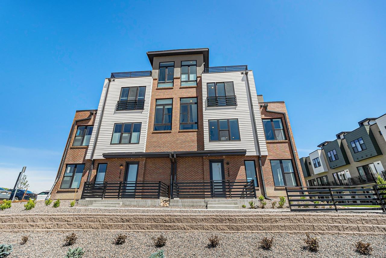 2680 Westview Way - Photo 2 of 42