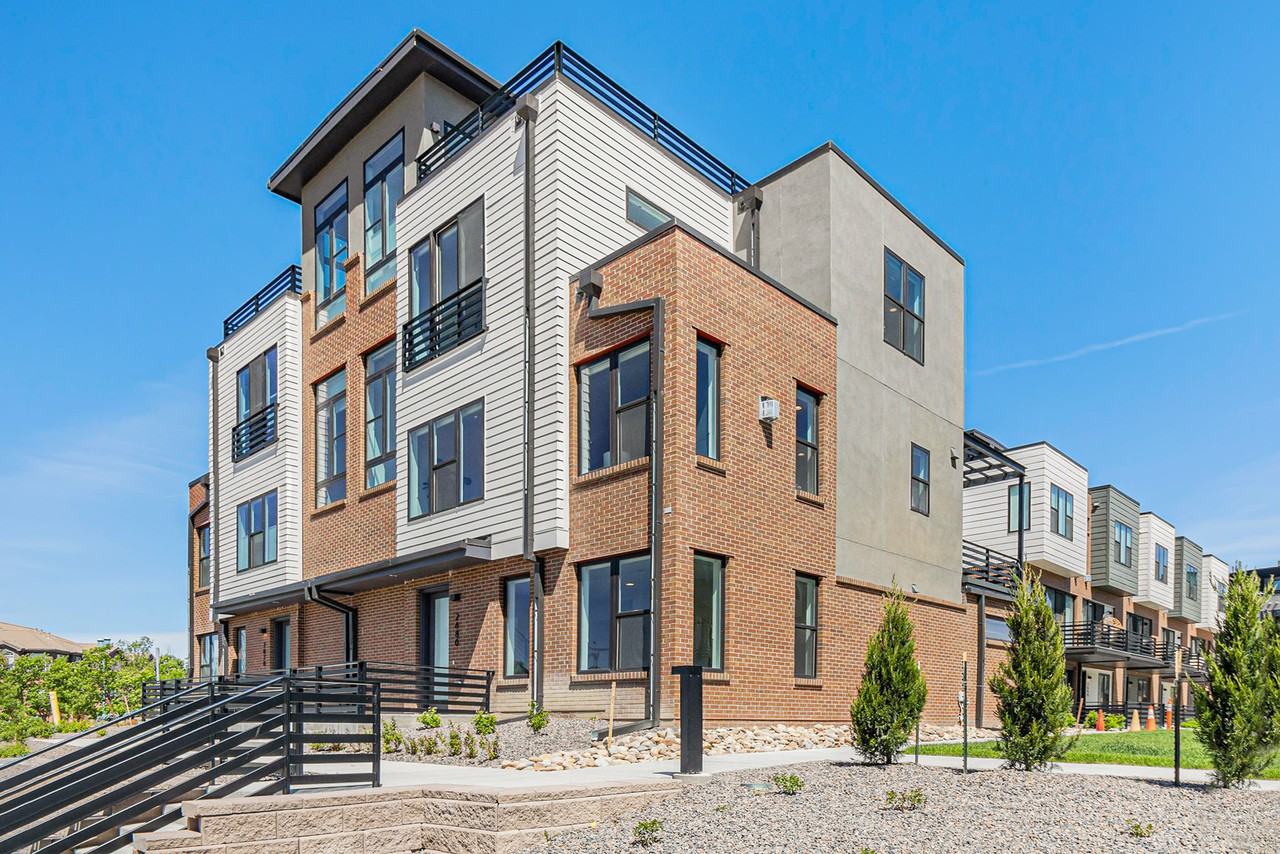 2680 Westview Way - Photo 3 of 42