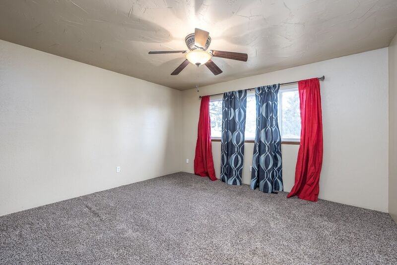 6717 W 1st Ave - Photo 7 of 10