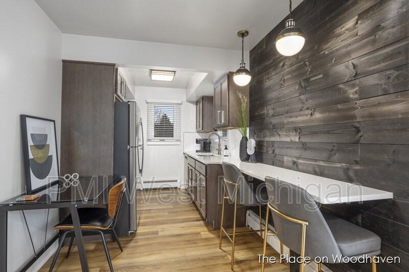 8424 Woodhaven Dr Sw #2 - Photo 6 of 18
