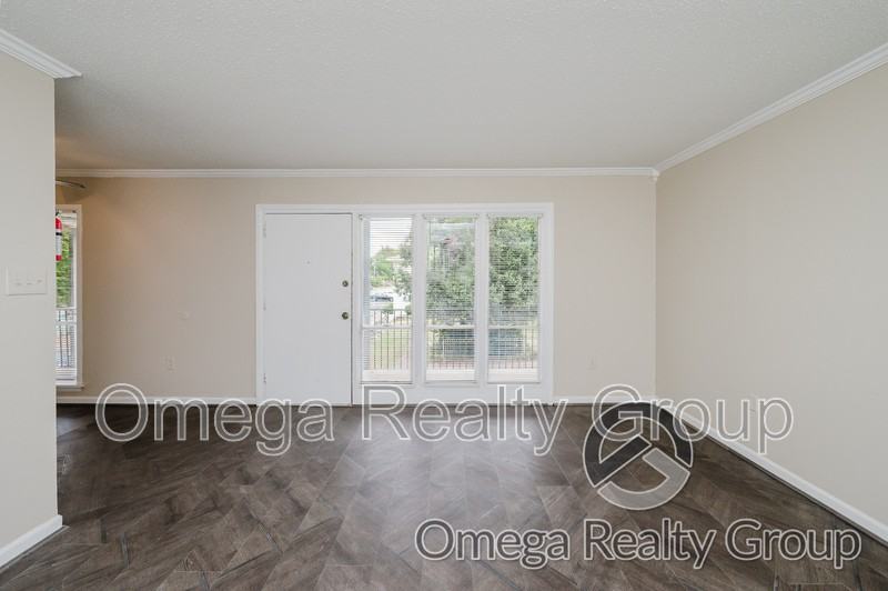 4724 S Court St #221 - Photo 5 of 24