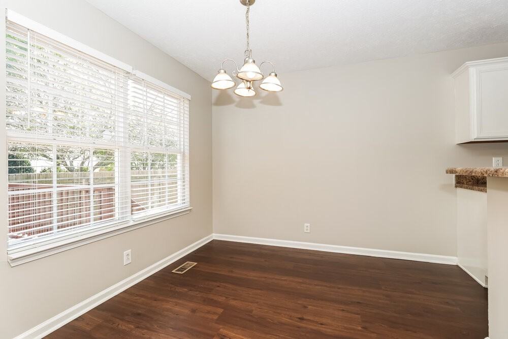 1655 Saint Andrews Drive - Photo 6 of 18