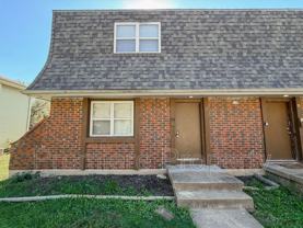 219 N Oak St #B - Photo 1 of 1