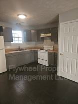 2074 Leota St - Photo 1 of 1