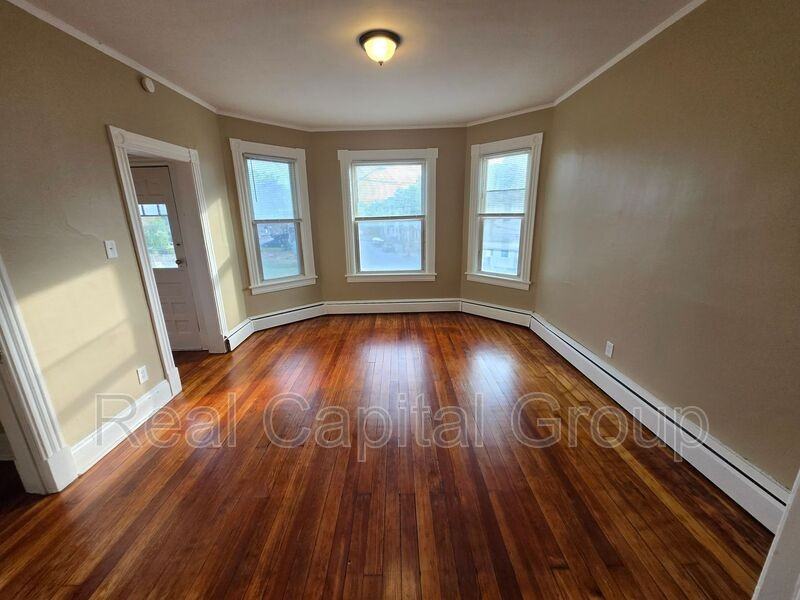 708 Westover Pl #2 - Photo 2 of 8