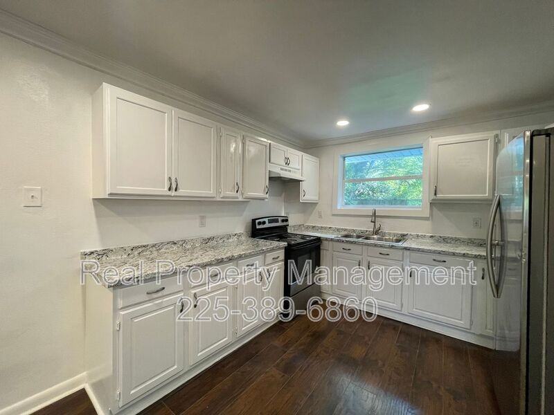 9642 Lewis St - Photo 6 of 24