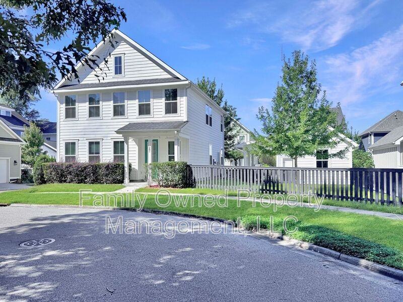 201 Makemie Way - Photo 4 of 45