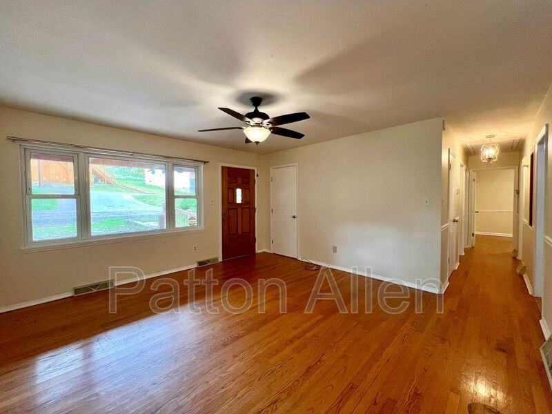 14 Friendly Hollow Road - Photo 6 of 36