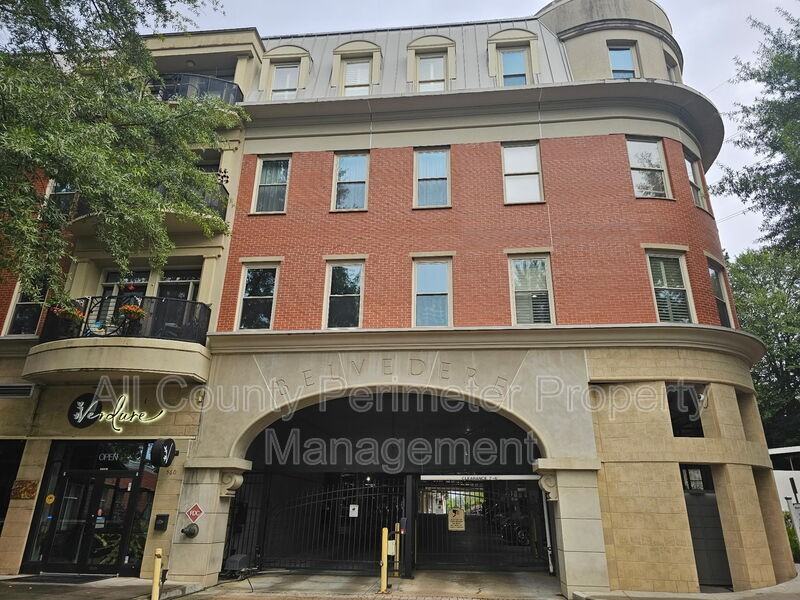 560 Dutch Valley Road Northeast #2205