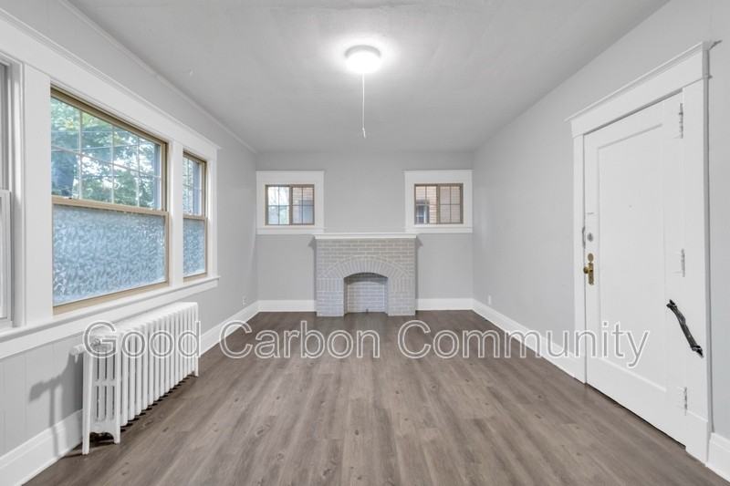 2724 Main St #13 - Photo 2 of 12